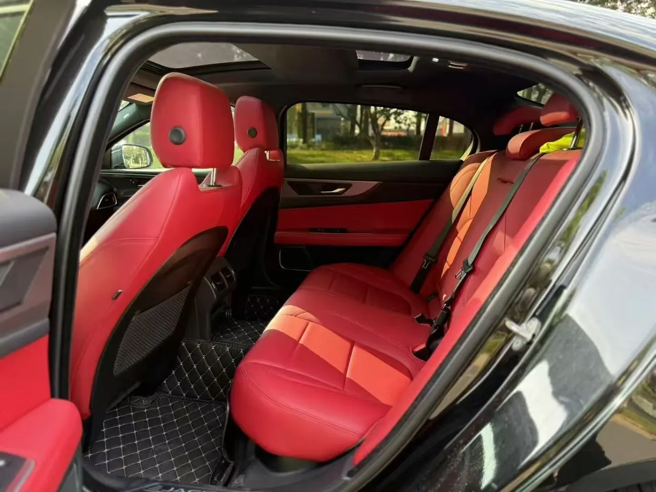 Jaguar 2021 XEL 2.0T 250PS S Enterprising and Elegant Automatic Gear 4