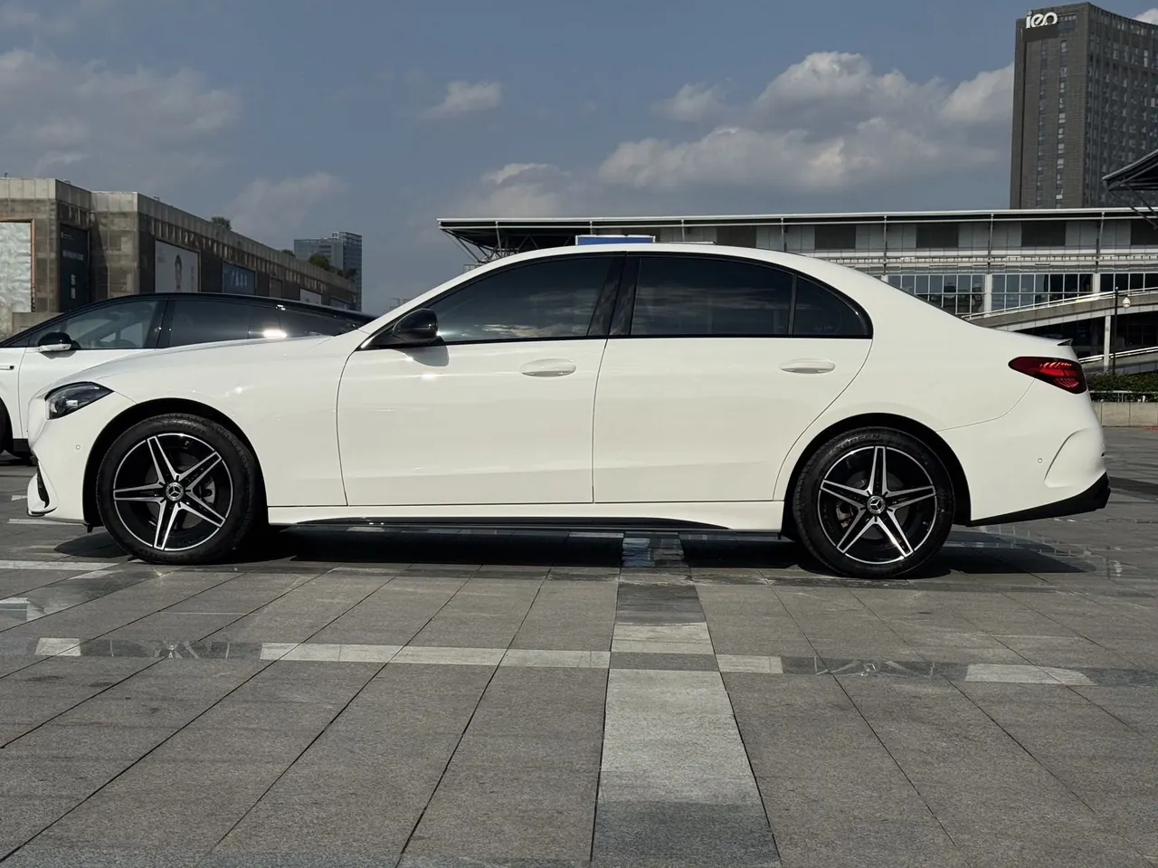 Mercedes Benz Class C 2024 C 260 L 48V 1.5T Hao Night Sports Edition (Modified 3) Automatic Gear 4