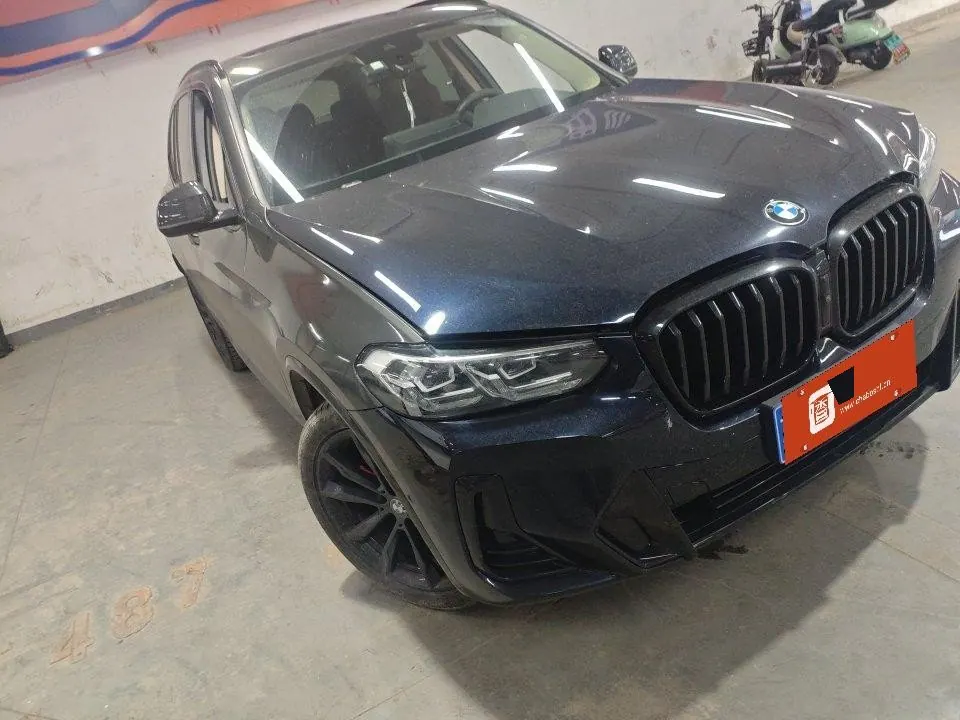 BMW 2022 X3 xDrive30i 2.0T Leading M Obsidian Night Suit Automatic Gear 3