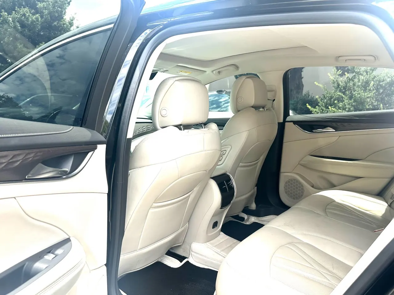 Buick 2022 LaCrosse 2.0T Avenir Premium Automatic 4