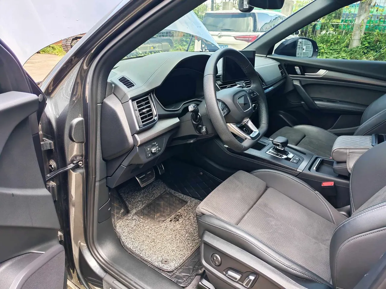 Audi 2024 Q5L Sportback 2.0TFSI 40TFSI luxury automatic 2