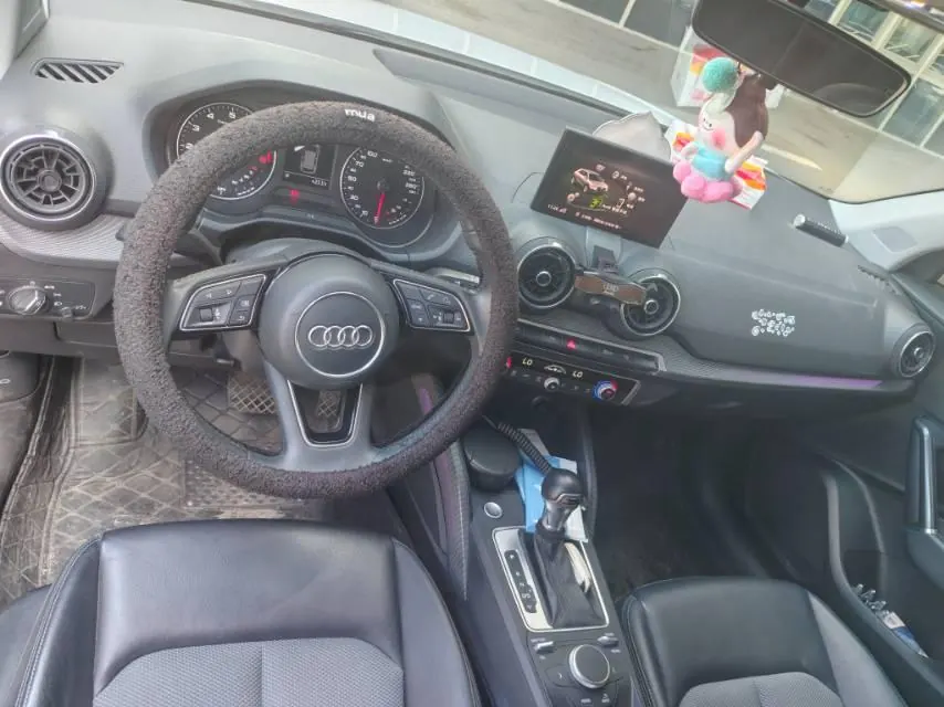 Audi 2021 Q2L 1.4TFSI 35TFSI Fashion Elegant Automatic 4
