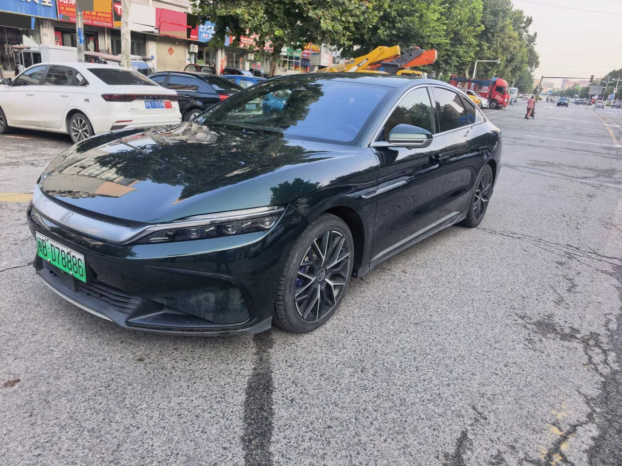 Open image lightbox: BYD 2022 Han Chuangshi version 610KM four-wheel drive exclusive automatic transmission