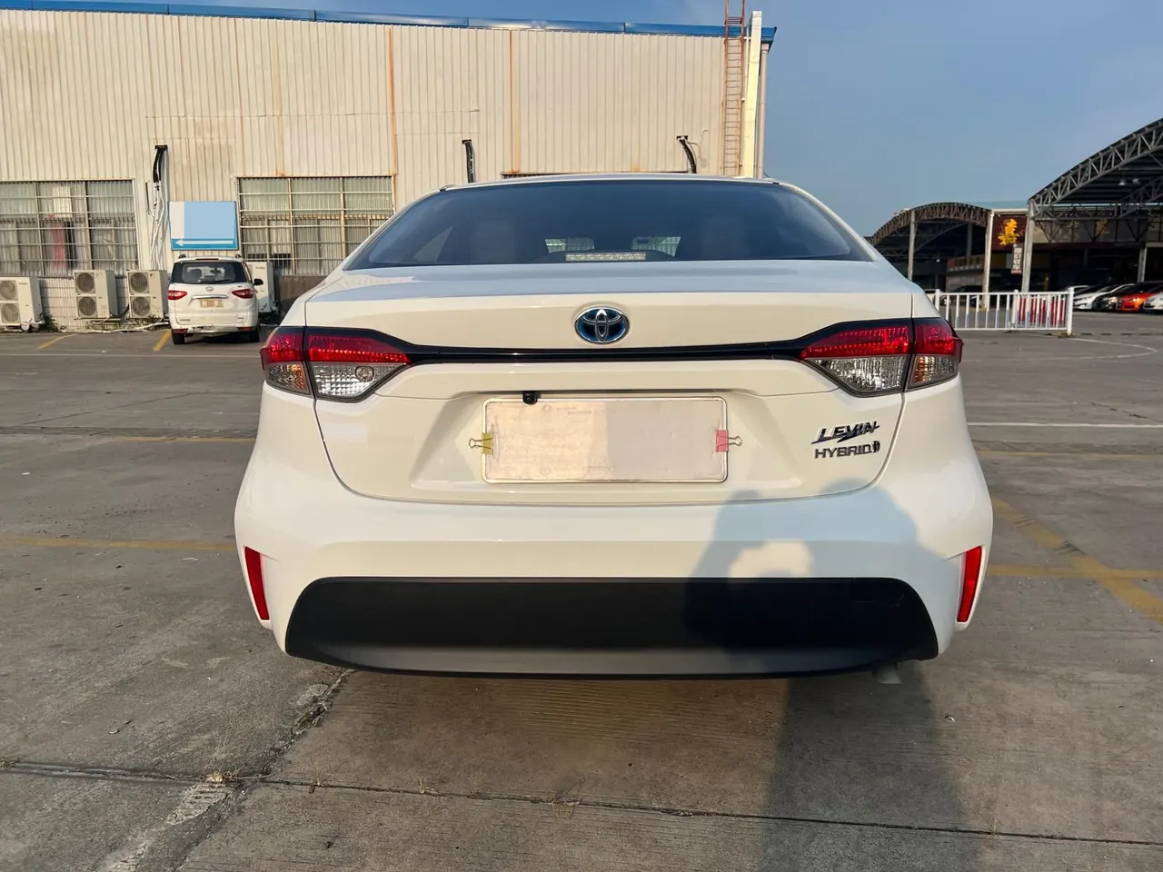 Toyota 2023 Lei Ling Shuangqing 1.8 Stepless Intelligent Electric Hybrid Leading Edition Automatic Gear 4