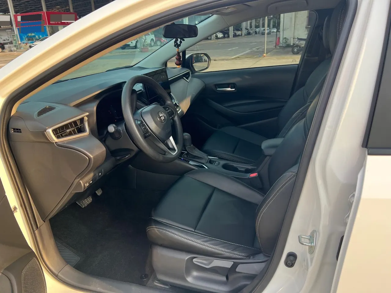Toyota 2023 Lei Ling Shuangqing 1.8 Stepless Intelligent Electric Hybrid Leading Edition Automatic Gear 8