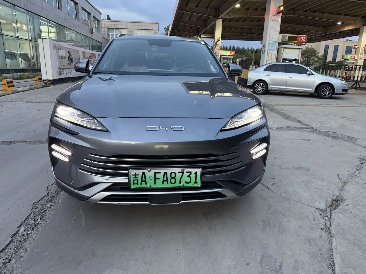 BYD 2023 Song PLUS DM-i 1.5 Stepless Champion Edition 110KM Flagship PLUS Automatic Gear 3