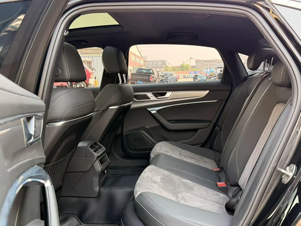 Audi 2023 A6L 2.0TFSI 40TFSI Deluxe Dynamic Automatic 6