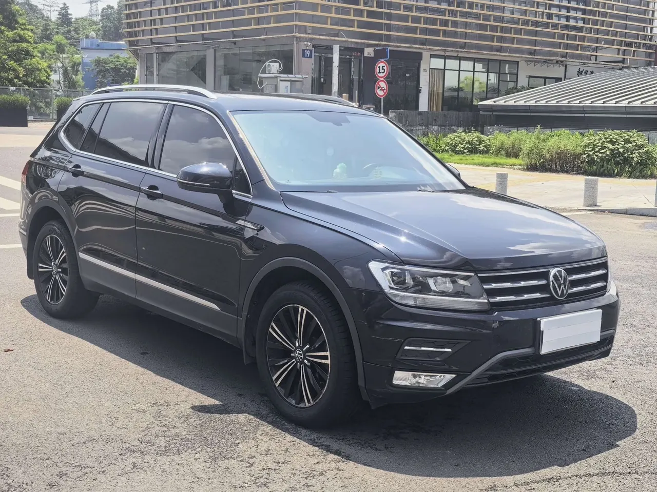 Volkswagen 2021 Tiguan L 1.4TSI 280TSI Two-Drive Smart Edition Automatic Gear 3