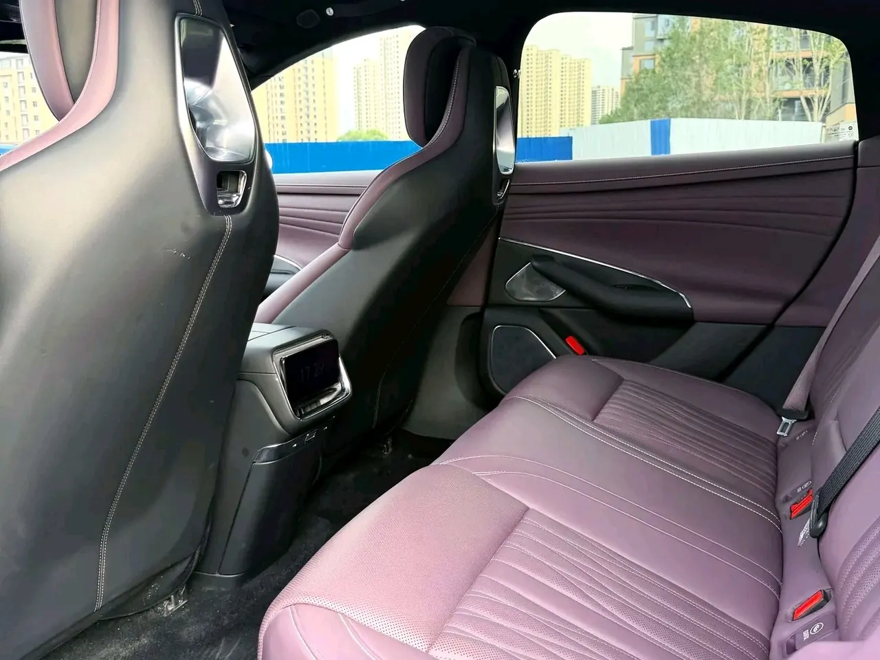MI 2026 SU7 Max automatic gear 3