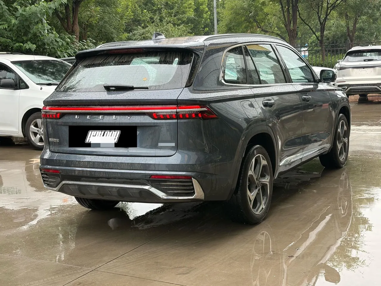 Geely 2024 XingyueL (Monjaro) 2.0TD EVO Two-Drive Long Wind Edition Automatic Gear 3