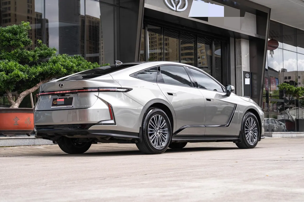 Lexus ES (Imported) 2026 ES300h 2.0 Stepless Automatic Gear 6