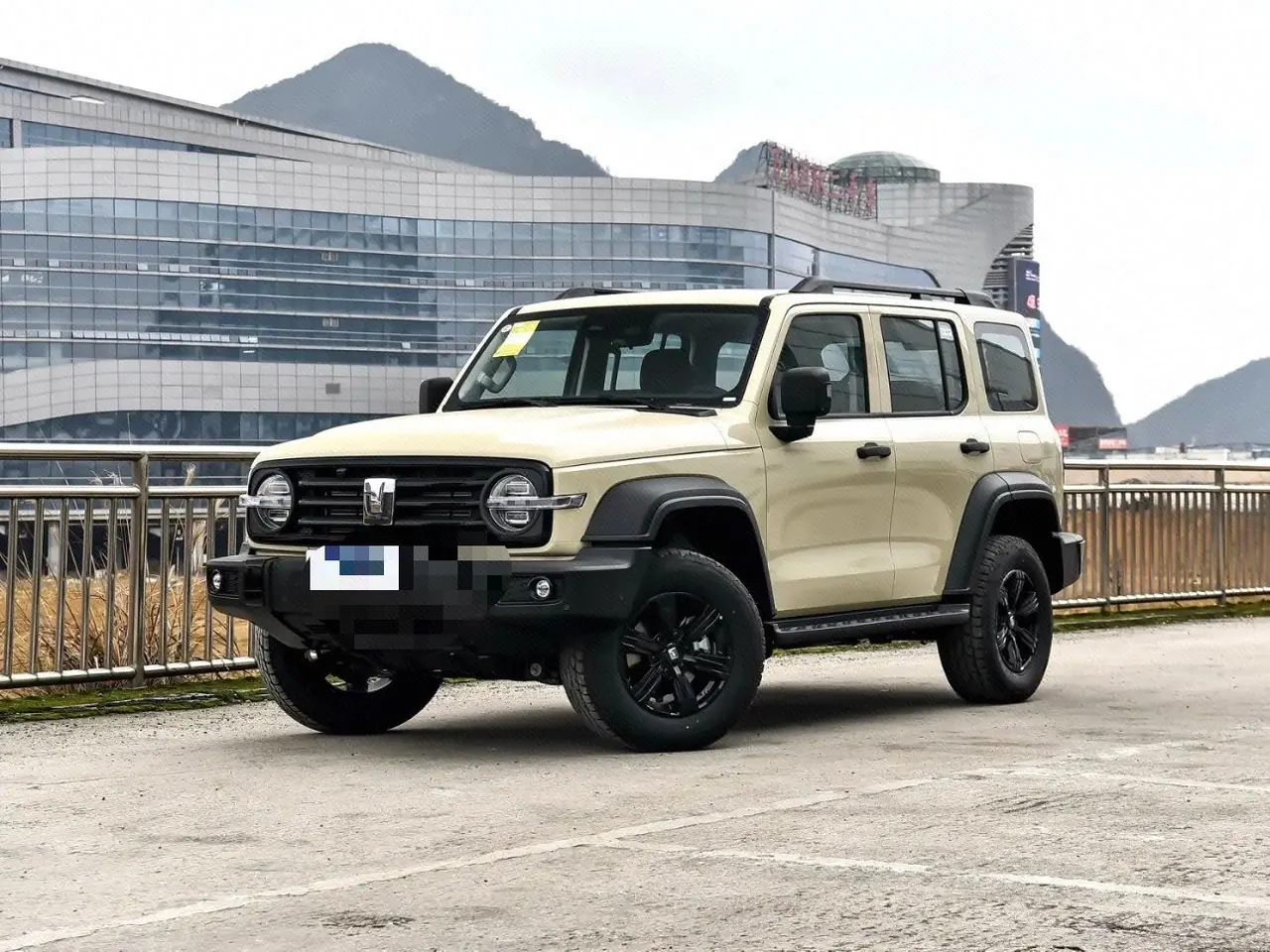 Open image lightbox: Tank 2025 Tank 300 2.0T Conqueror Automatic
