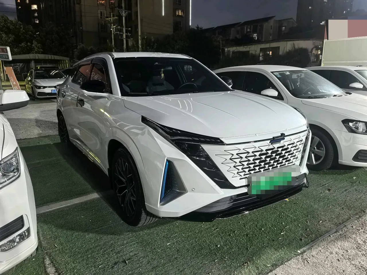 Oshan 2023 Z6 iDD 1.5T Triple Clutch 150KM Flagship PLUS Automatic 3
