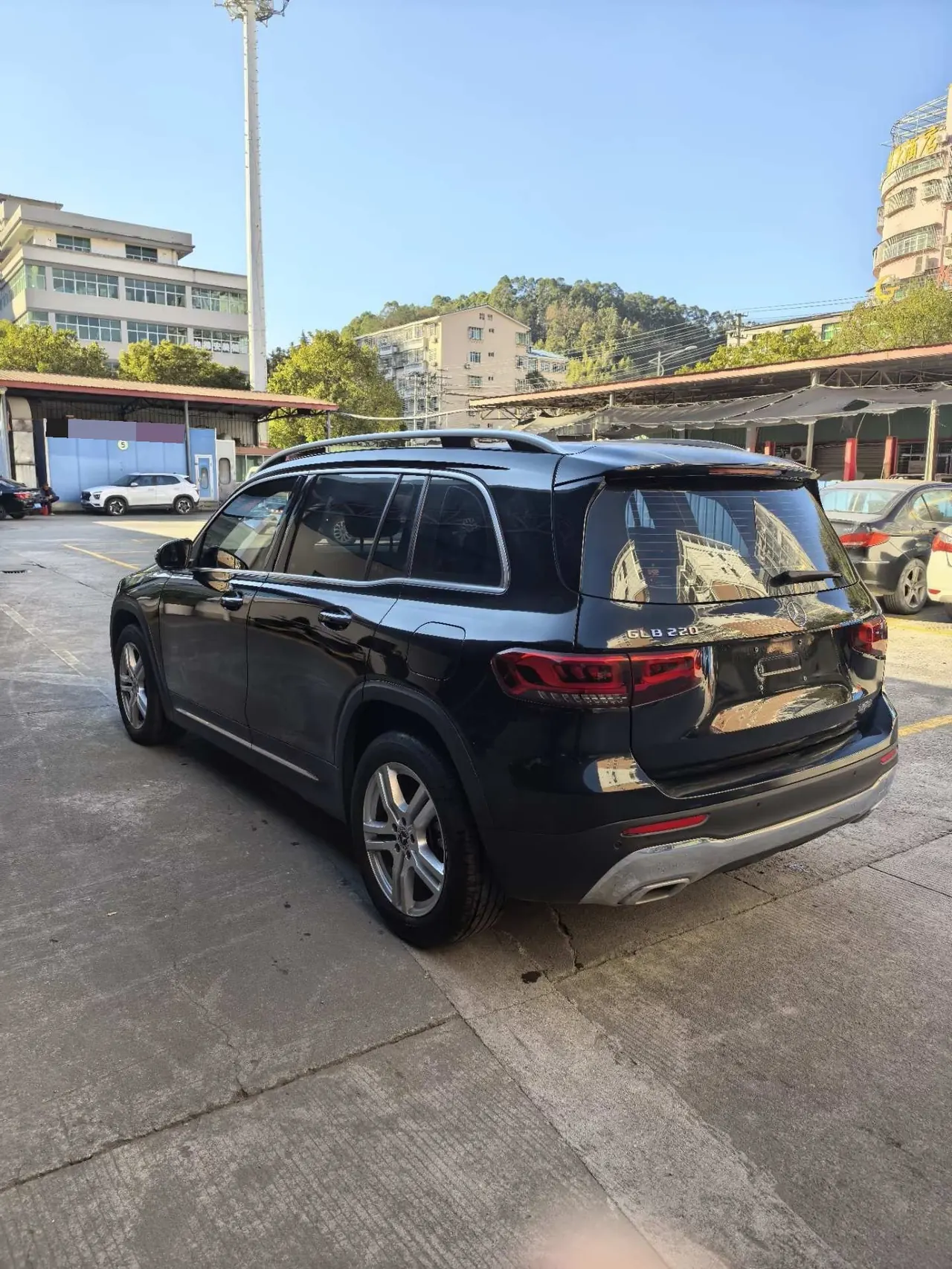 Mercedes Benz 2021 GLB 200 1.3T Fashion Automatic 3