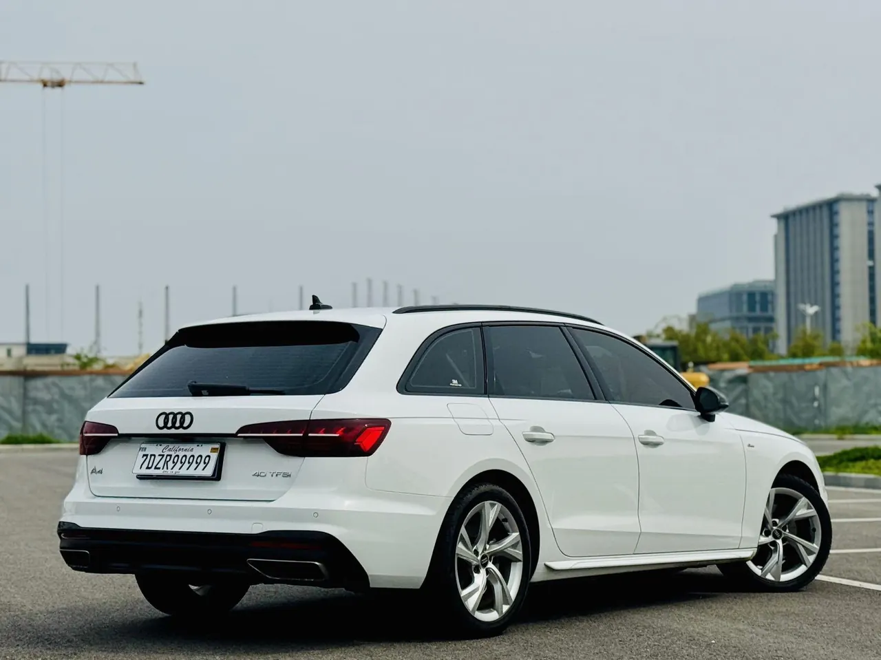 Audi A4 (Imported) 2022 A4 Avant 2.0TFSI 40TFSI Fashion Dynamic Automatic Gear 4