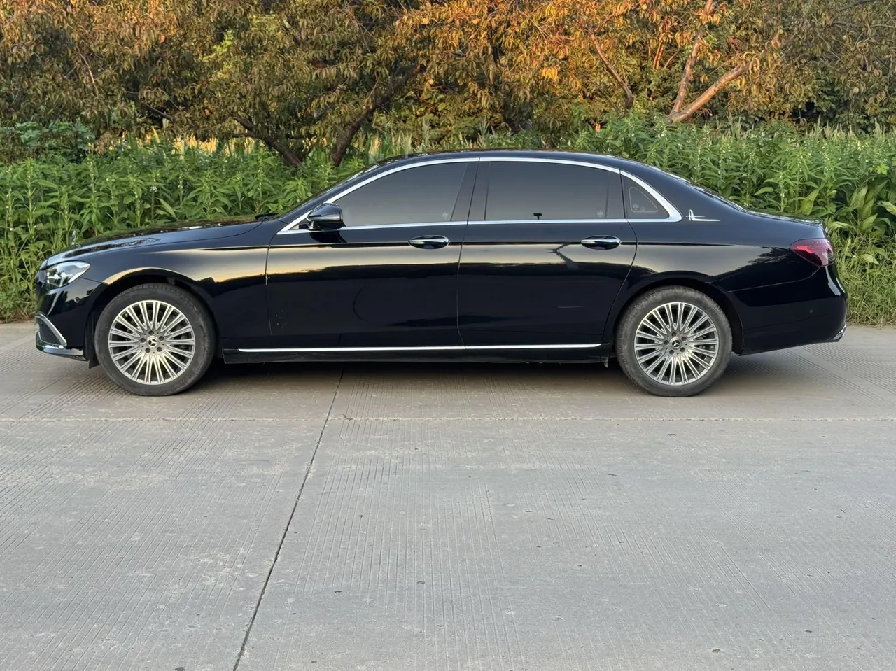 Mercedes Benz E Class 2022 E 300 L 2.0T Luxury (Change 2) Automatic Gear 7