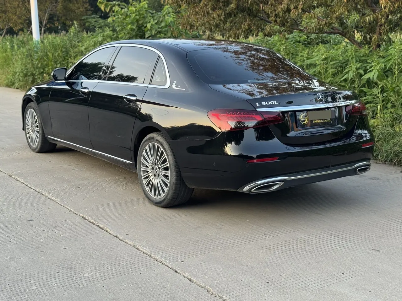 Mercedes Benz E Class 2022 E 300 L 2.0T Luxury (Change 2) Automatic Gear 8