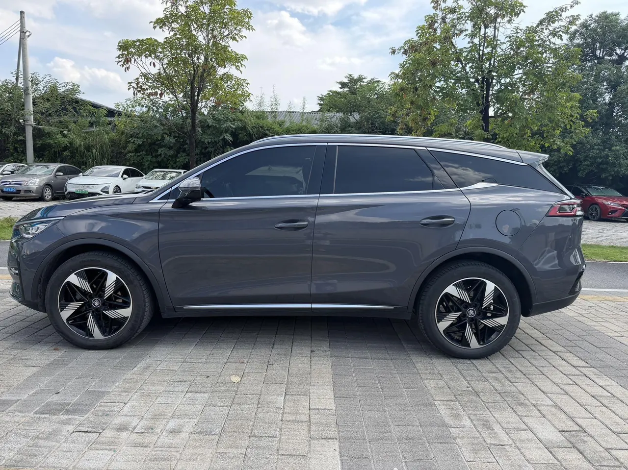 BYD Tang New Energy 2023 Tang DM-i 1.5T Stepless 112KM Champion Edition Exclusive Automatic Gear 6