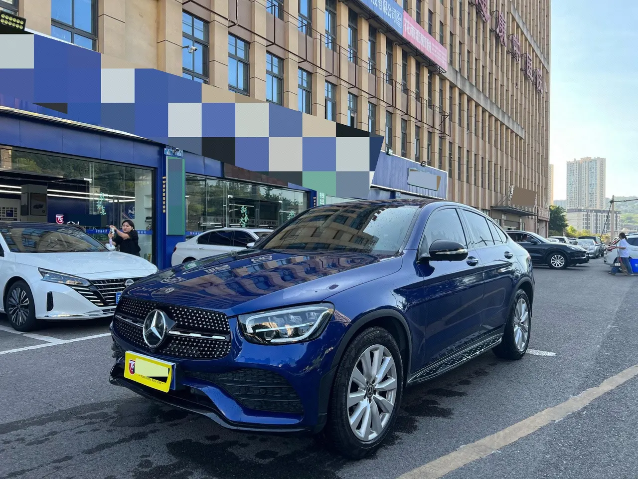 打开图片灯箱:Mercedes Benz GLC (Imported) 2020 GLC 260 Coupe 4MATIC 2.0T Automatic