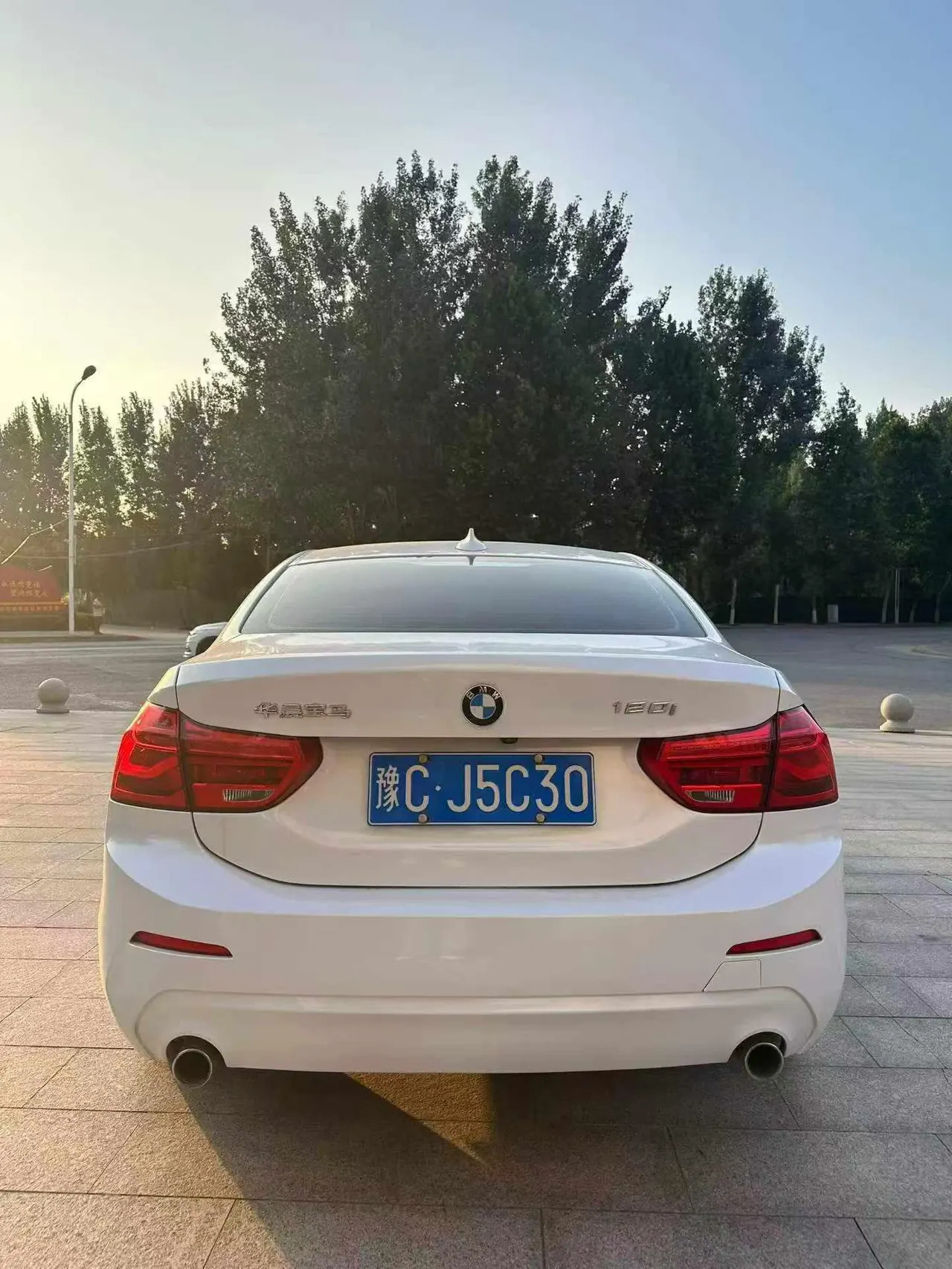 BMW 1 Series 2020 120i 1.5T Fashion Automatic 8