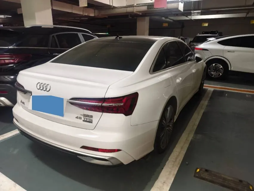 Audi 2024 A6L 2.0TFSI 45TFSI Quattro Selected Dynamic Automatic 3