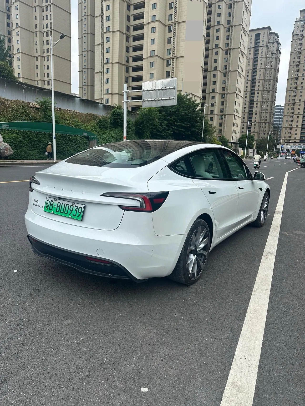 Tesla 2023 Model 3 Rejuvenation Edition Rear Wheel Drive Automatic Transmission 5