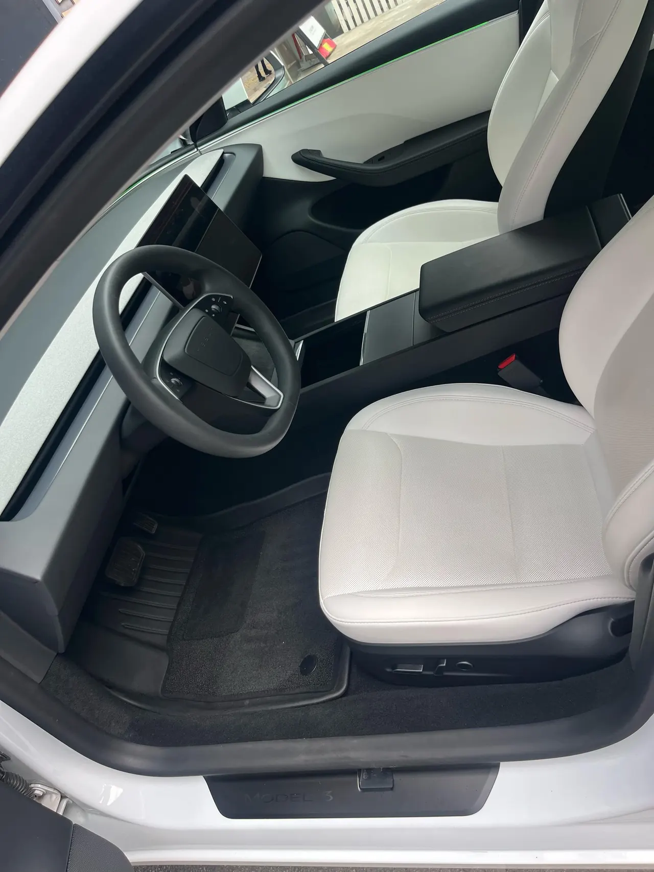 Tesla 2023 Model 3 Rejuvenation Edition Rear Wheel Drive Automatic Transmission 6
