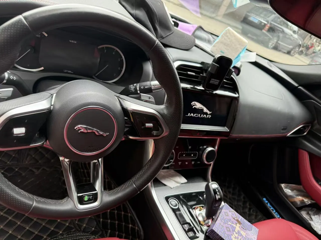 Jaguar 2020 XEL 2.0T 200PS R-DYNAMIC S Enterprising Sports Edition Automatic Gear 4