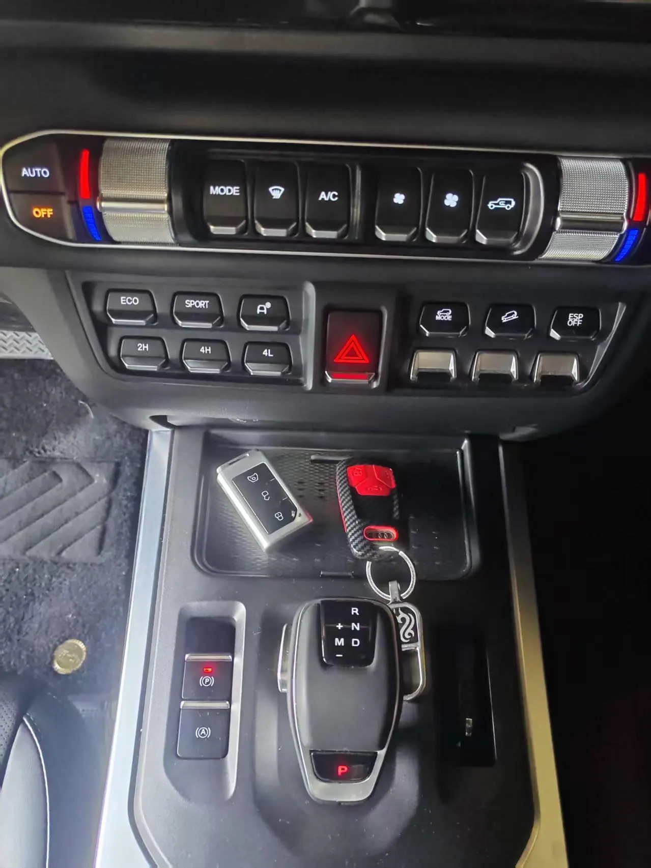 212 2024 T01 2.0T mechanic automatic gear 4