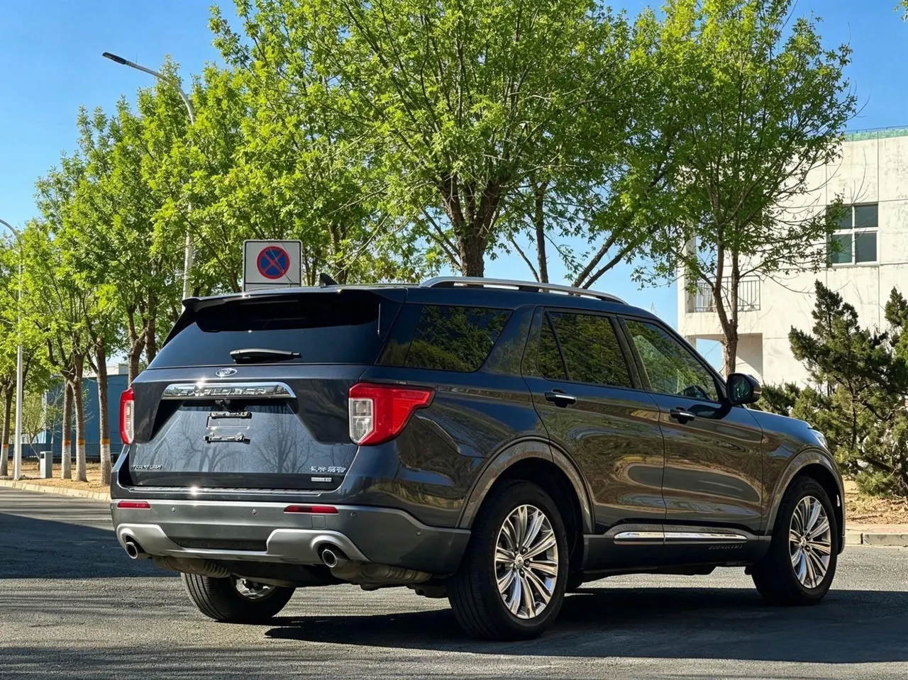 Ford 2020 Explorer 2.3T EcoBoost 285 Four-wheel Drive Titanium Edition 7-seat Automatic Gear 4