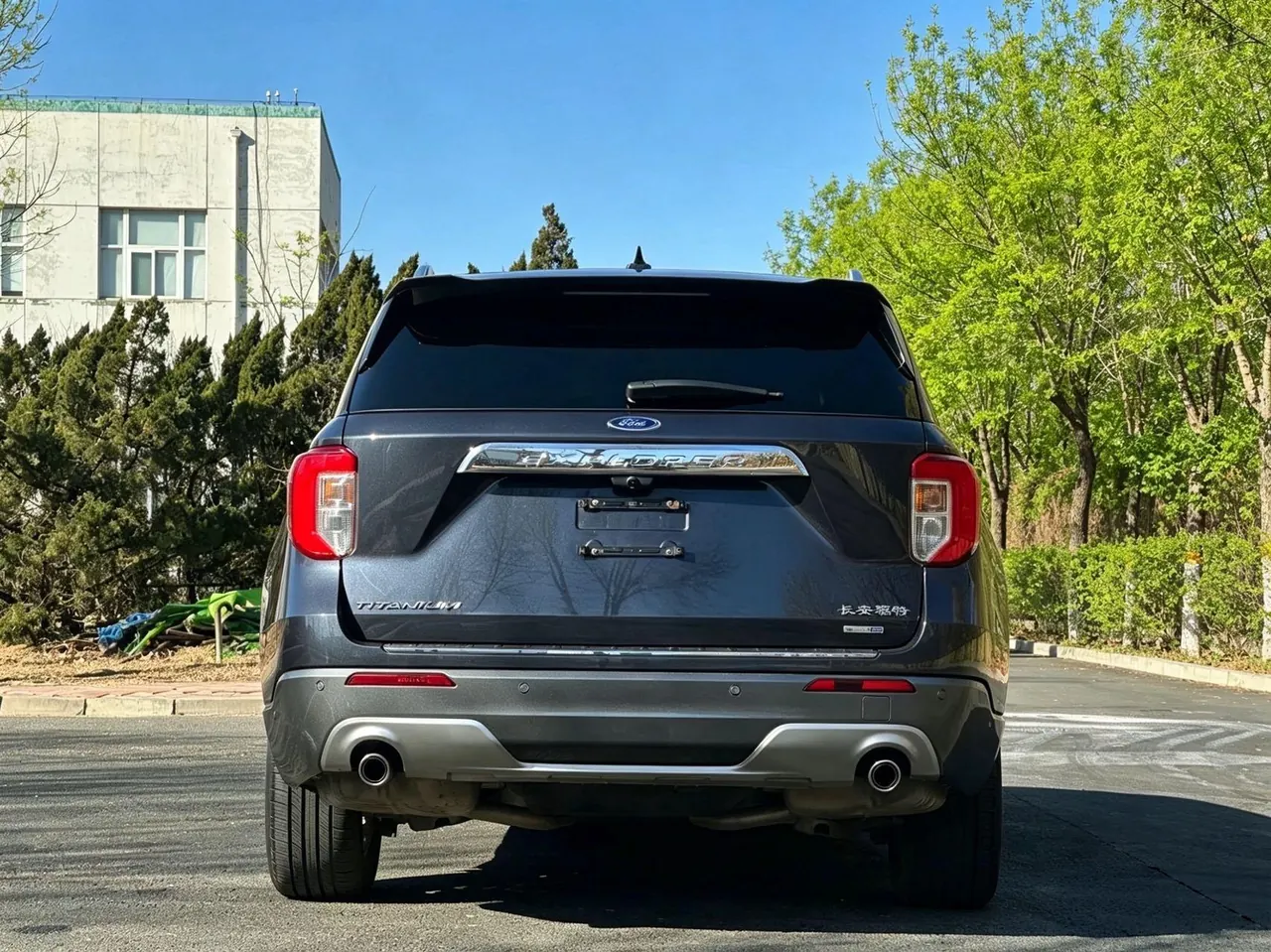 Ford 2020 Explorer 2.3T EcoBoost 285 Four-wheel Drive Titanium Edition 7-seat Automatic Gear 5