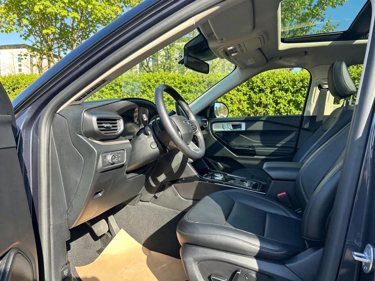 Ford 2020 Explorer 2.3T EcoBoost 285 Four-wheel Drive Titanium Edition 7-seat Automatic Gear 7