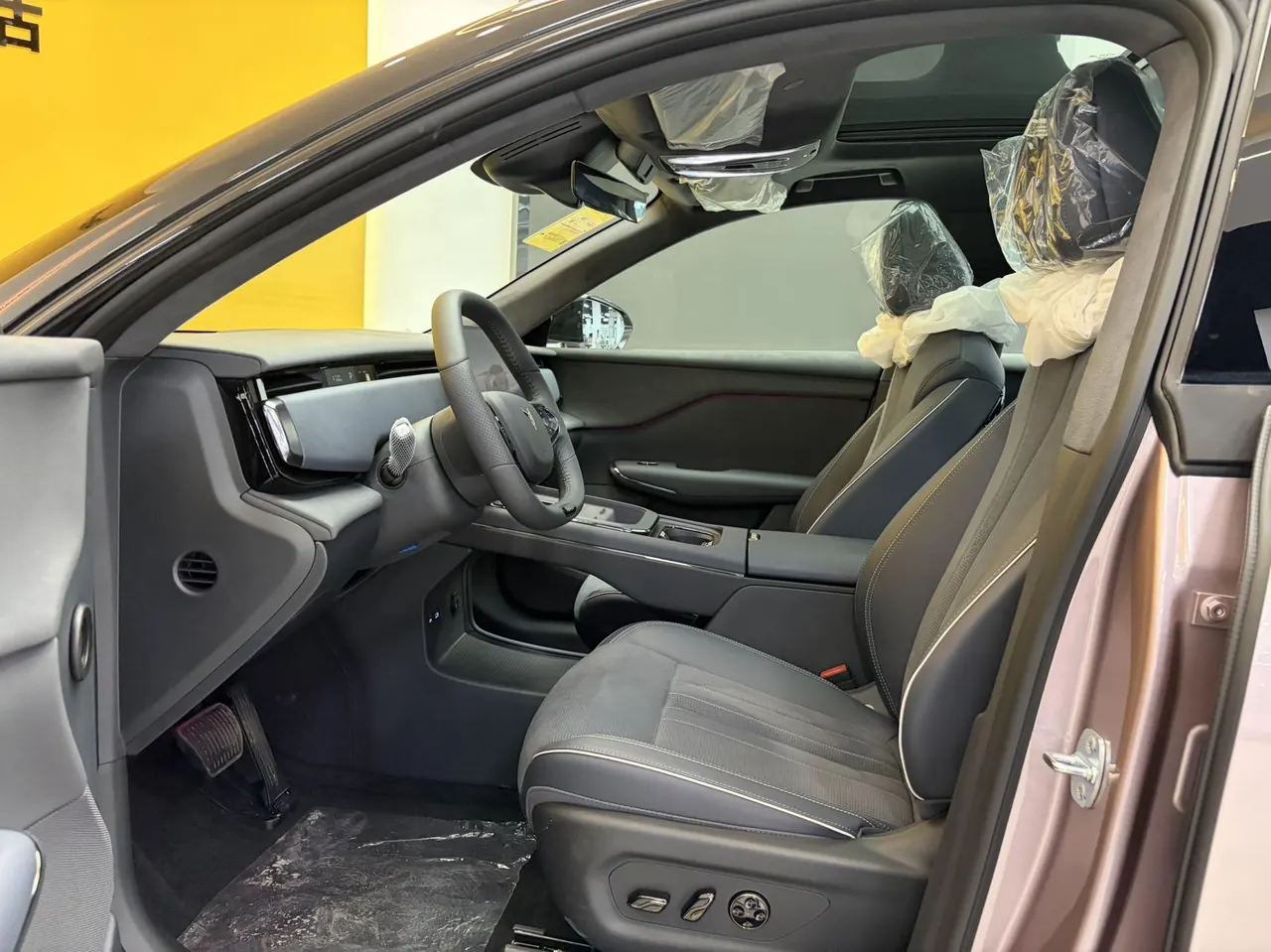 Voyah 2024 bosom friend long endurance intelligent version of automatic transmission 8