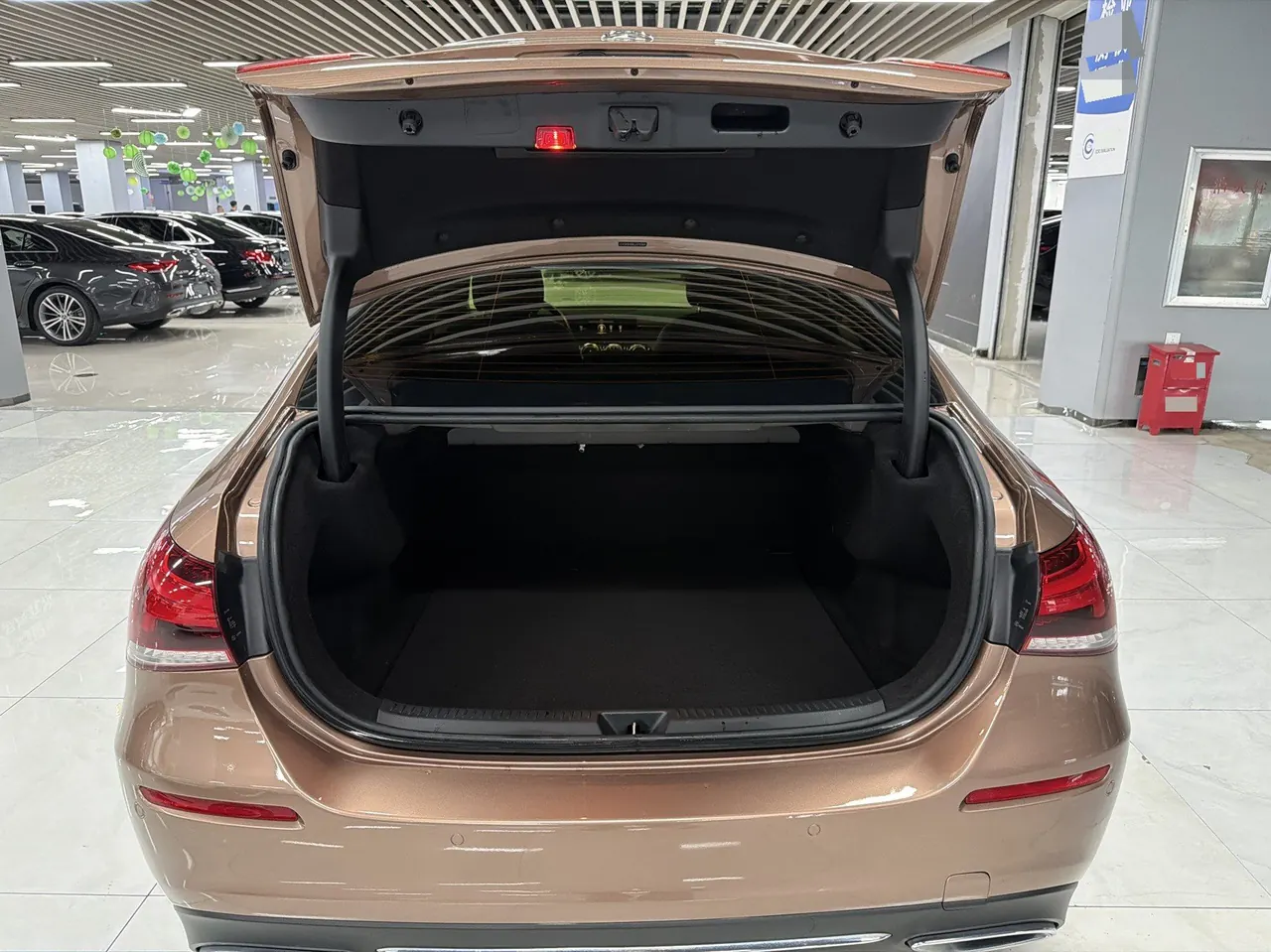Mercedes Benz Class A 2020 A 200 L 1.3T Fashion (Modified) Automatic Gear 10