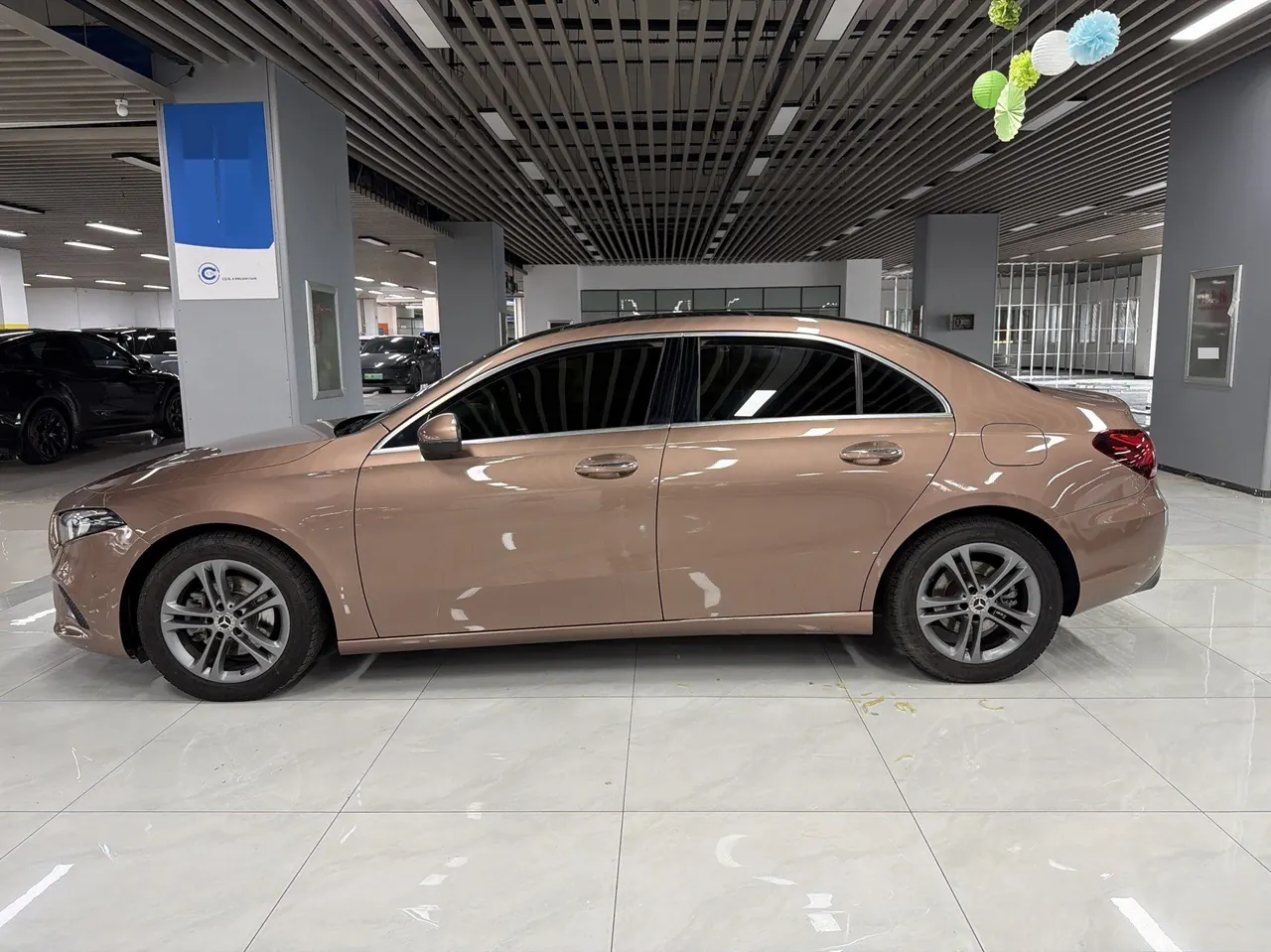 Mercedes Benz Class A 2020 A 200 L 1.3T Fashion (Modified) Automatic Gear 4