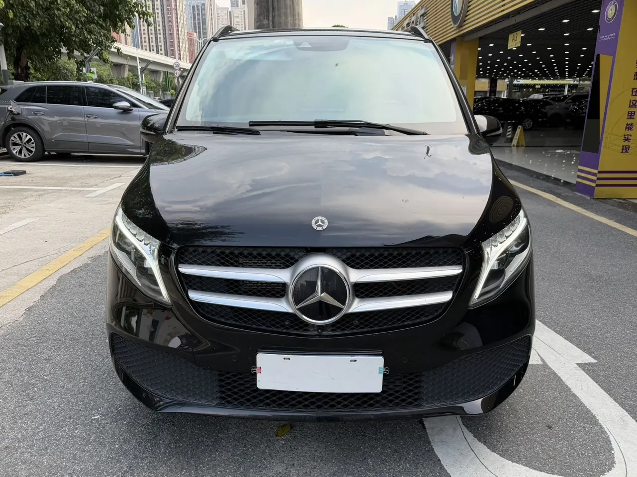 Mercedes Benz 2021 Vito 2.0T Elite Edition 7-seat Automatic Gear 2