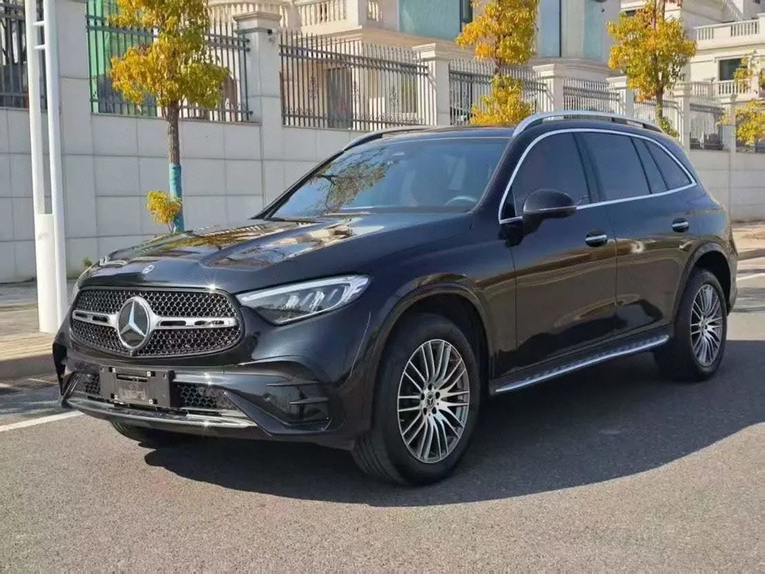 Open image lightbox: Mercedes Benz 2023 GLC 300 L 4MATIC 48V 2.0T dynamic 7-seat automatic gear