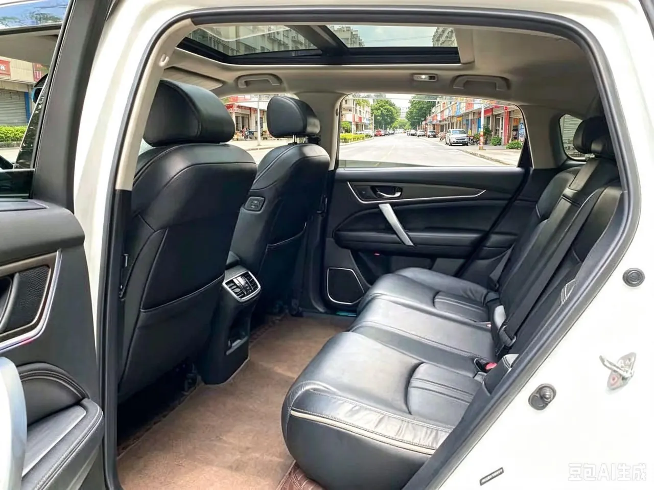 Honda 2020 Crown Road 2.0T 370TURBO Four-wheel Drive Extreme Edition Automatic Gear 2