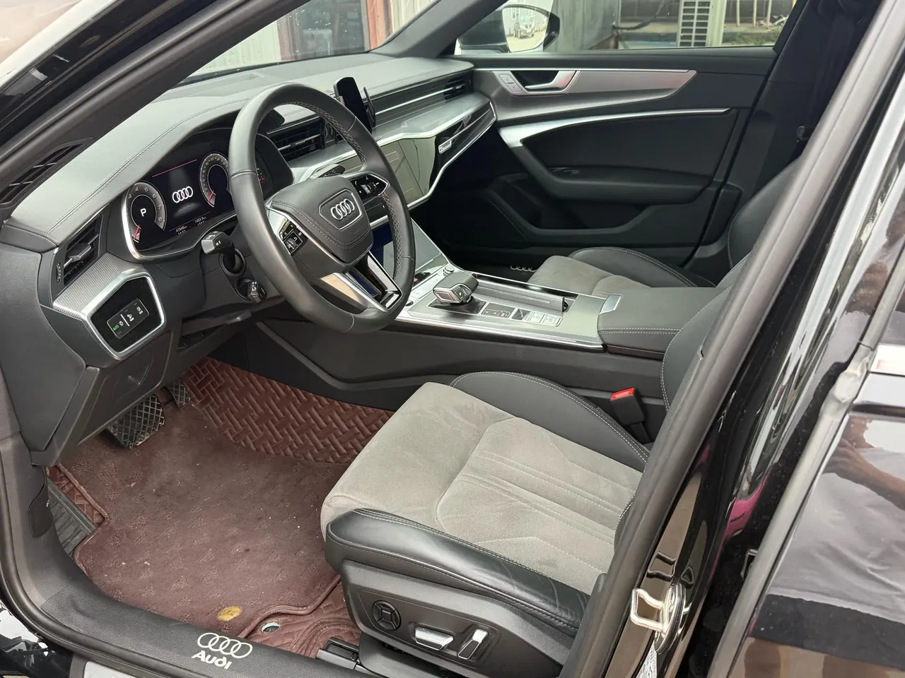 Audi 2023 A6L 2.0TFSI 40TFSI Deluxe Dynamic Automatic 5