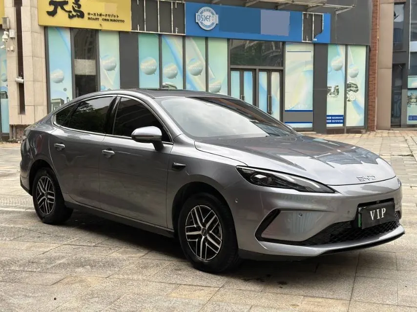 BYD 2025 seals 05 DM-i 1.5 stepless smart driving version 120KM flagship automatic gear 3