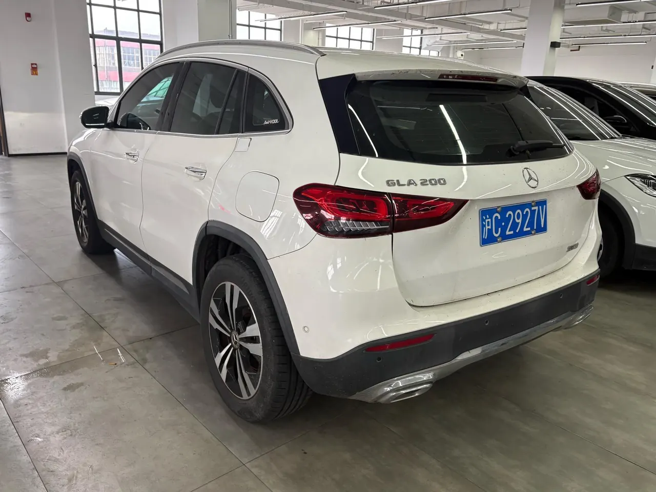 Mercedes Benz 2020 GLA 200 1.3T automatic gear 3