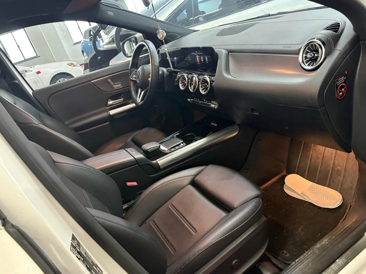 Mercedes Benz 2020 GLA 200 1.3T automatic gear 8