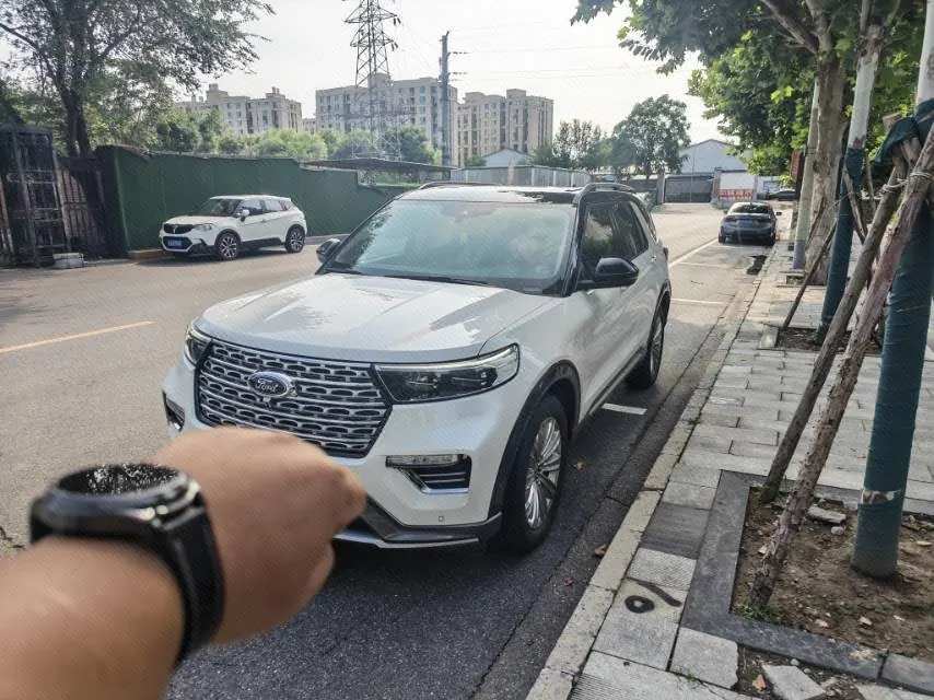 Open image lightbox: Ford 2020 Explorer 2.3T EcoBoost 285 Four-wheel Drive Titanium Edition 7-seat Automatic Gear