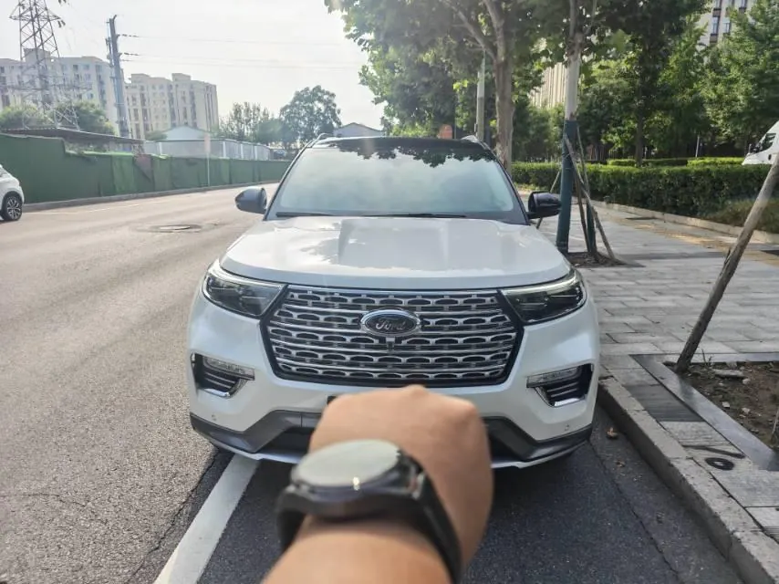 Ford 2020 Explorer 2.3T EcoBoost 285 Four-wheel Drive Titanium Edition 7-seat Automatic Gear 3