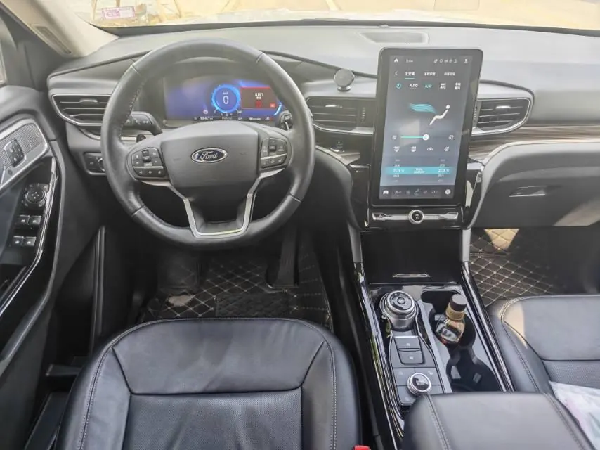 Ford 2020 Explorer 2.3T EcoBoost 285 Four-wheel Drive Titanium Edition 7-seat Automatic Gear 6