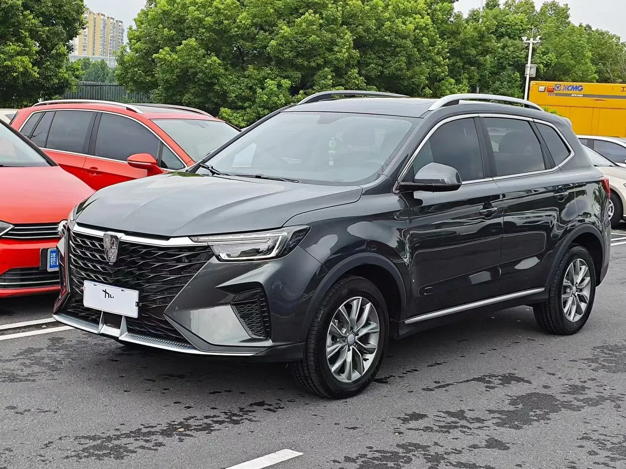 Roewe 2025 RX5 PLUS 1.5TGI 330TGI Lingchao Zhihui Edition Automatic Gear - View 1