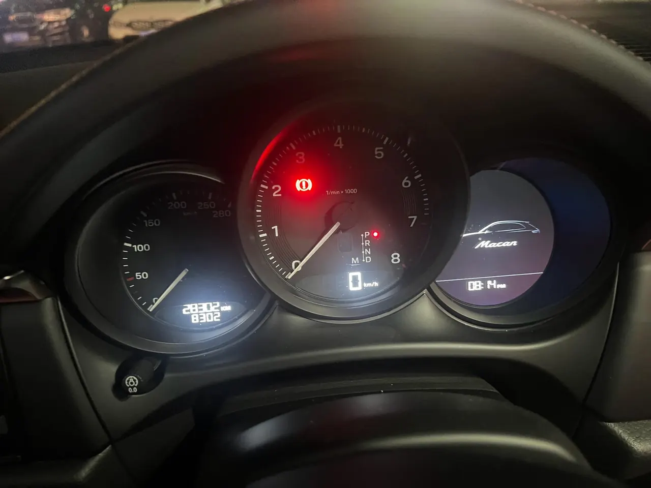 Porsche Macan (Imported) 2023 Macan 2.0T Automatic Gear 10
