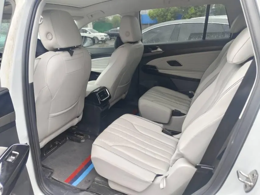 Volkswagen 2023 ID. 6 X energy four-wheel drive version automatic transmission 5