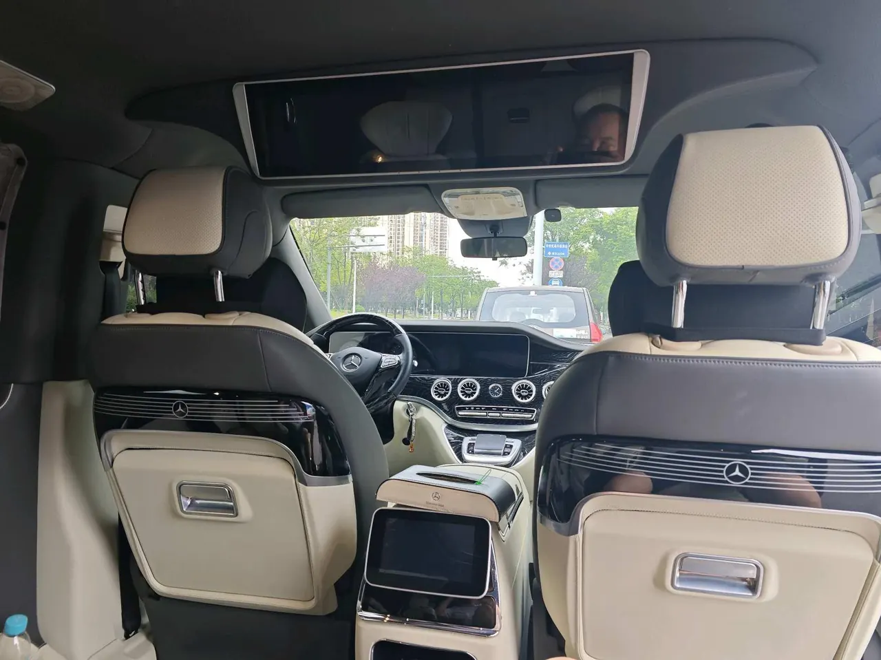 Mercedes Benz 2023 Vito 2.0T Elite Edition 7-seat Automatic Gear 11
