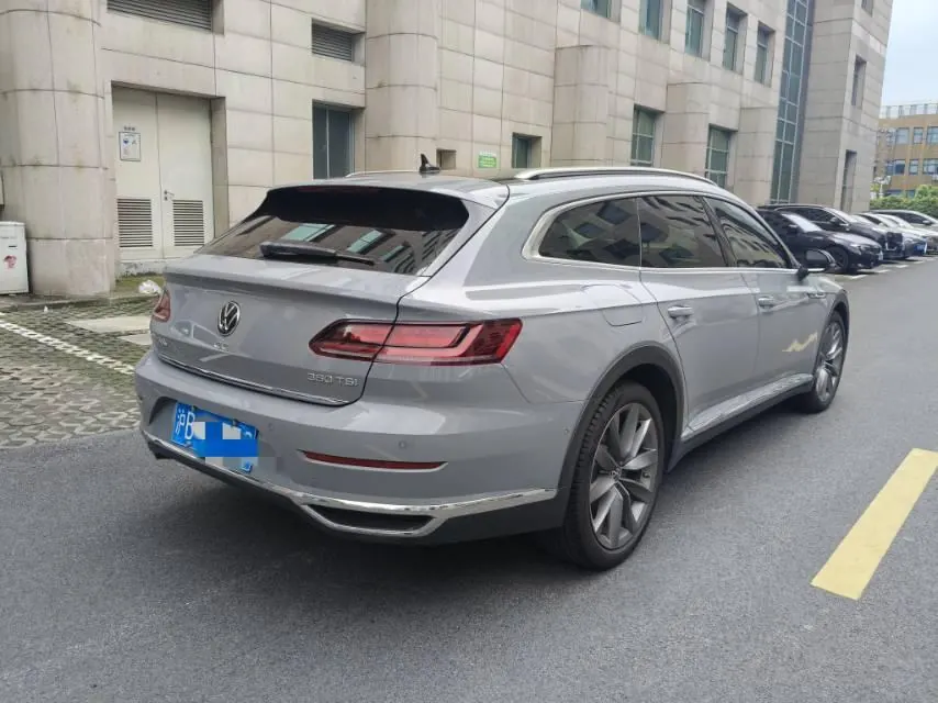 Volkswagen 2023 CC Hunting Car 2.0TSI 380TSI Hunting Heart Edition Automatic Gear 4